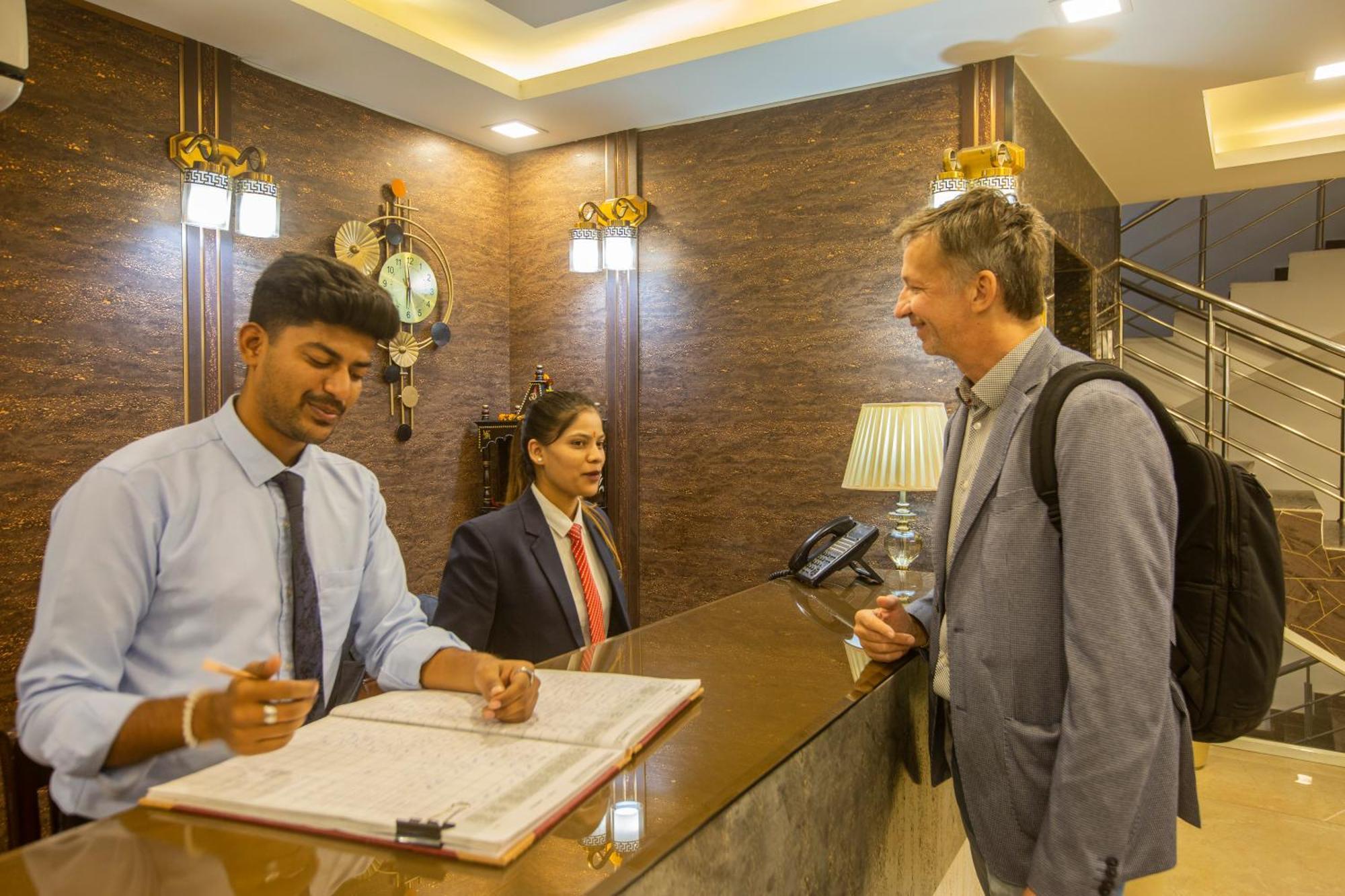 The Prithvi Delhi Airport With Airport Transsfer 4*